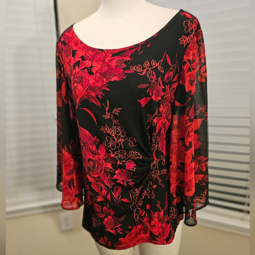 North Style Floral Blouse Small